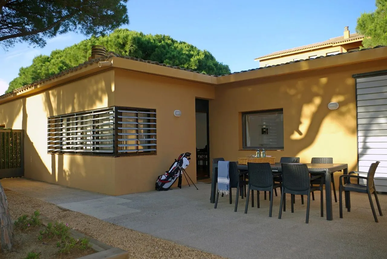 פאלס Apartaments Beach & Golf Resort דירה