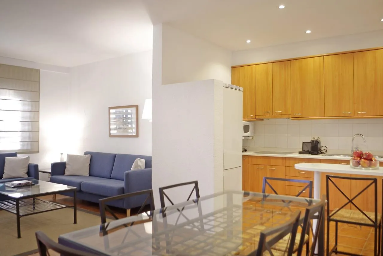פאלס Apartaments Beach & Golf Resort דירה