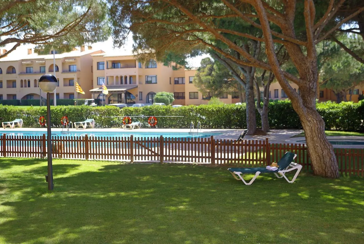 פאלס Apartaments Beach & Golf Resort 0*,