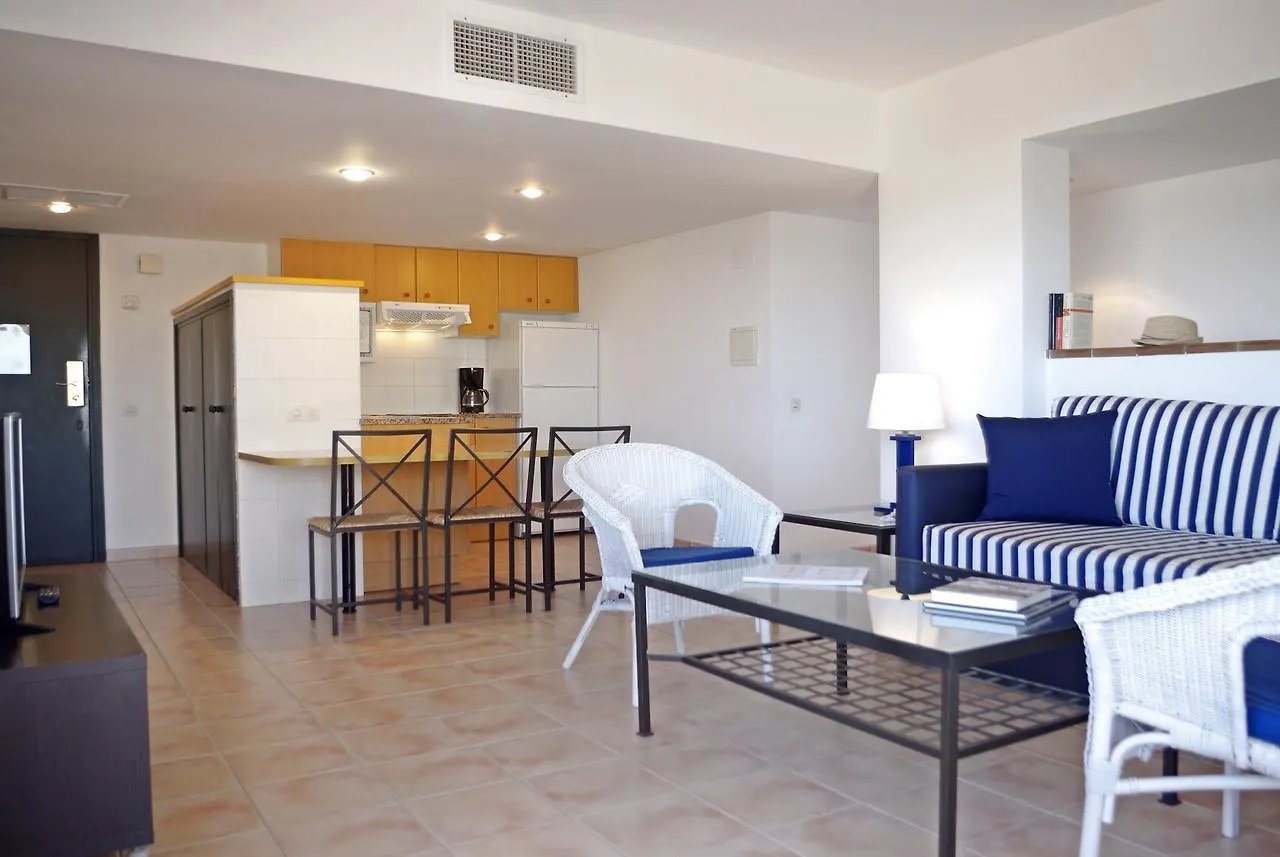 פאלס Apartaments Beach & Golf Resort דירה