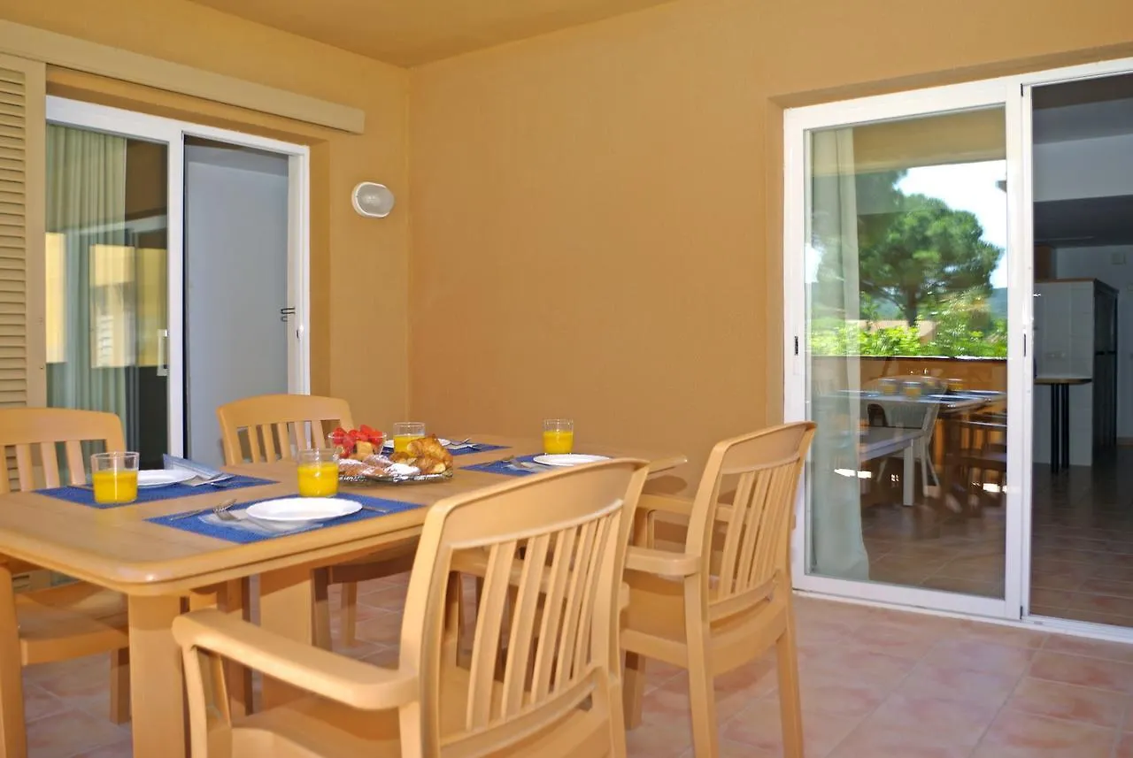 פאלס Apartaments Beach & Golf Resort דירה